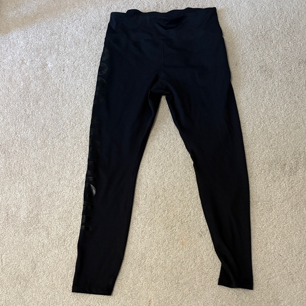 Good American Black Leggings